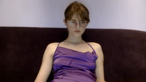 Snapshot of emydelore chatting on August 2026 08:29:01 PM emydelore online show from August 2026 08:29:01 PM