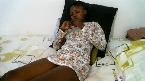 Vee online show from June 2026 05:39:01 AM
