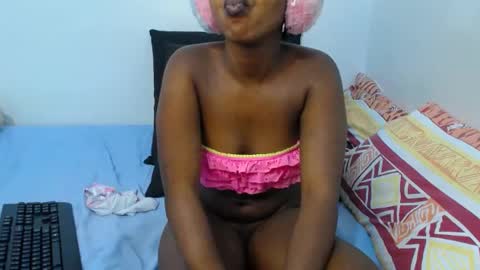 Vee online show from June 2026 03:25:01 AM