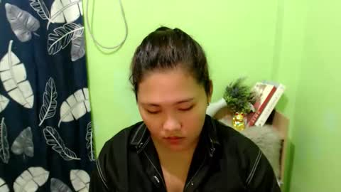 Eva online show from November 2025 06:52:02 PM