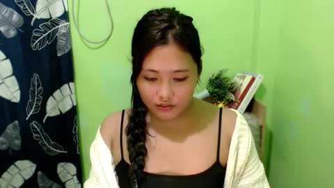 Eva online show from November 2025 07:15:01 PM