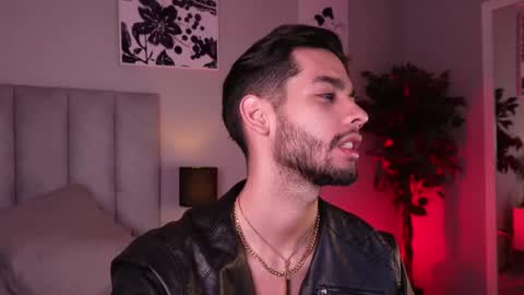 Endy online show from February 2025 12:45:02 PM