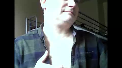 Snapshot of englishguysurrey chatting on February 2025 01:32:02 PM englishguysurrey online show from February 2025 01:32:02 PM