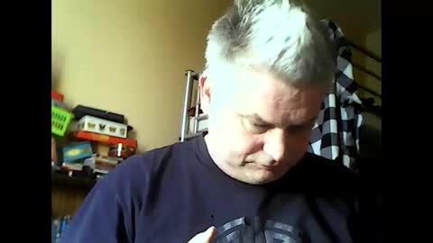 Snapshot of englishguysurrey chatting on April 2026 06:10:01 PM englishguysurrey online show from April 2026 06:10:01 PM