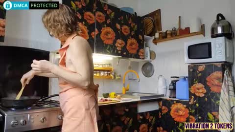 Snapshot of enjoymomentsunshine chatting on October 2025 06:19:02 AM Angel-wife 53 yrs and Eruption- husband 39 yrs online show from October 2025 06:19:02 AM
