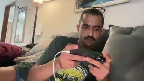 Snapshot of enjoythetrip chatting on May 2026 03:48:01 AM Luke online show from May 2026 03:48:01 AM