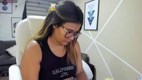 Enma clark online show from October 2025 04:09:02 AM