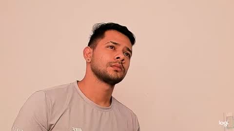 enmanuelgutierrez40 online show from January 2026 12:51:02 PM