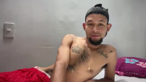 enyel_100 online show from May 2026 03:57:02 AM