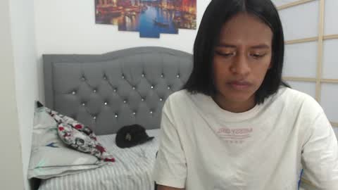 Snapshot of enyelin chatting on October 2025 12:25:02 PM Enyenlina online show from October 2025 12:25:02 PM