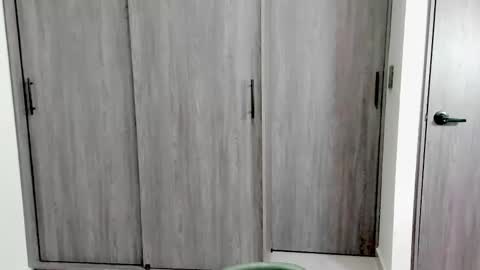 Leyla online show from October 2025 08:28:01 PM