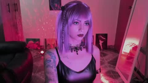Snapshot of ephemeral_hot chatting on May 2026 09:10:02 PM Leyla online show from May 2026 09:10:02 PM