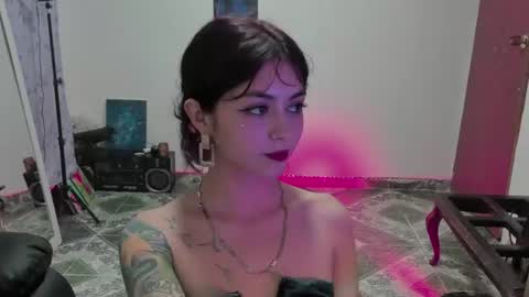 Snapshot of ephemeral_hot chatting on July 2026 02:22:01 AM Leyla online show from July 2026 02:22:01 AM
