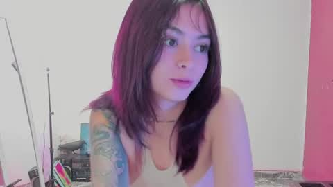 Snapshot of ephemeral_hot chatting on July 2026 02:10:01 PM Leyla online show from July 2026 02:10:01 PM