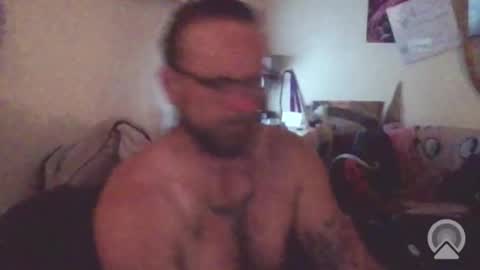 Snapshot of epictriggz chatting on May 2026 09:35:01 AM slutcouple online show from May 2026 09:35:01 AM