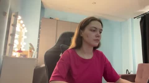 Snapshot of eracloke chatting on March 2026 04:18:02 AM Lily online show from March 2026 04:18:02 AM