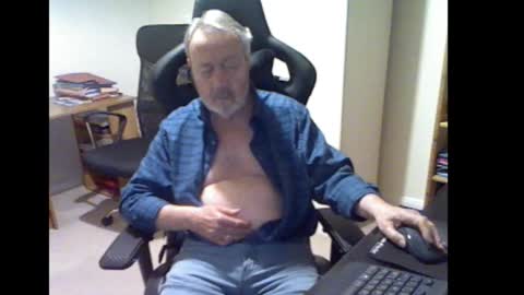 erasmus_d online show from November 2025 05:47:02 PM