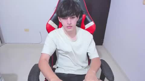 eren_tatakae online show from January 2026 11:30:02 PM