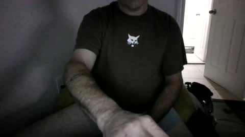 Snapshot of eric4698523103 chatting on June 2026 04:50:02 AM eric4698523103 online show from June 2026 04:50:02 AM