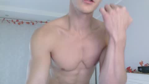 Snapshot of eric_crush chatting on November 2025 03:49:01 AM Eric Crush online show from November 2025 03:49:01 AM