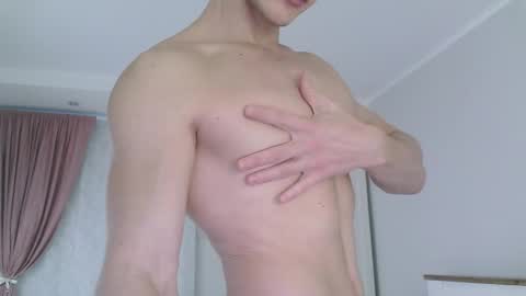 Snapshot of eric_crush chatting on February 2026 03:57:02 AM Eric Crush online show from February 2026 03:57:02 AM