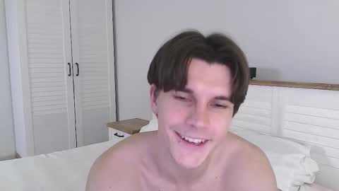 Snapshot of eric_crush chatting on March 2026 03:52:02 AM Eric Crush online show from March 2026 03:52:02 AM