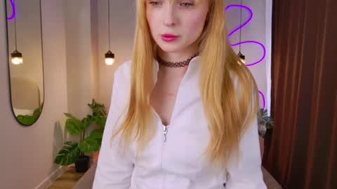 Snapshot of erica_ford chatting on August 2026 07:33:02 AM Vivian online show from August 2026 07:33:02 AM