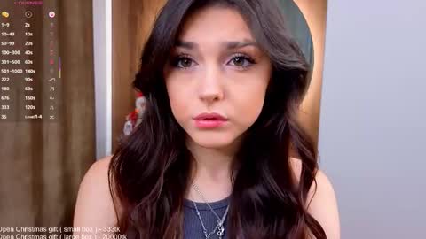 Snapshot of ericapapandrea chatting on December 2025 02:41:02 AM Dina online show from December 2025 02:41:02 AM