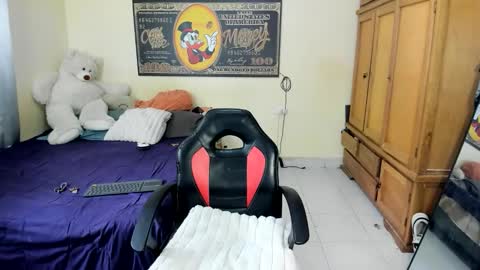 erick_de_rossee online show from January 2026 06:35:01 PM