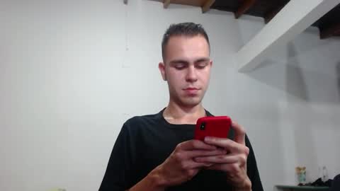 Snapshot of erik_rodriguez chatting on January 2025 11:47:01 PM Erik rodriguez online show from January 2025 11:47:01 PM