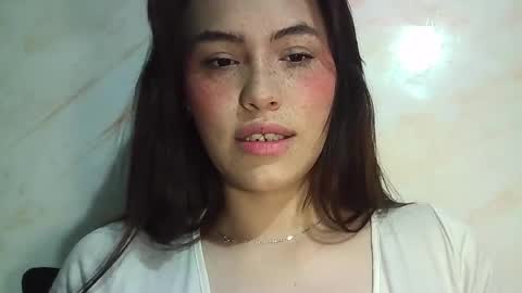 Snapshot of erika_depp chatting on June 2026 04:20:02 PM Erika online show from June 2026 04:20:02 PM