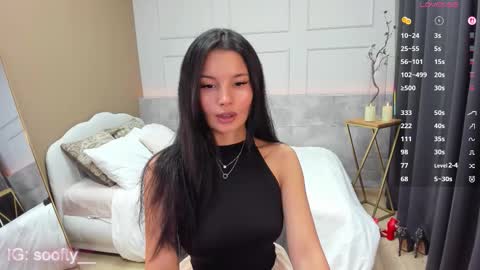 Erika online show from October 2025 01:06:02 PM