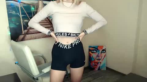 Erika online show from March 2025 04:35:02 PM