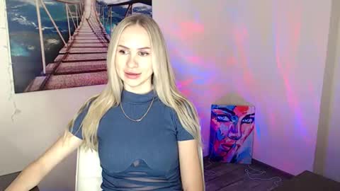 Erika online show from October 2025 11:42:02 AM