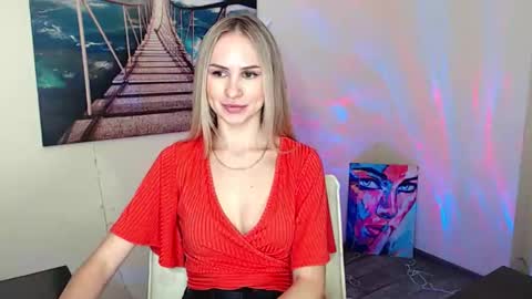 Erika online show from October 2025 12:04:02 PM