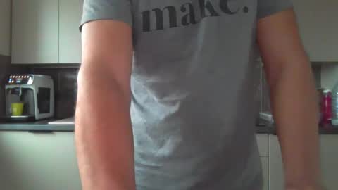 Snapshot of erikanoz chatting on December 2024 08:43:02 AM boyohboy online show from December 2024 08:43:02 AM