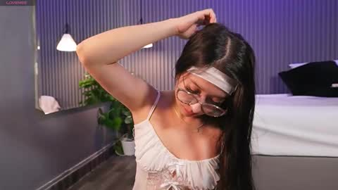 Eri  online show from February 2026 12:15:02 PM