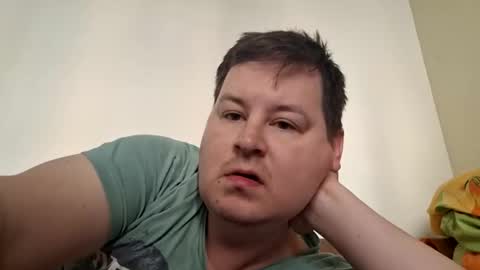 Snapshot of erikstar chatting on May 2026 07:48:02 AM erikstar online show from May 2026 07:48:02 AM