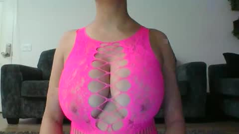 erin2025 online show from November 2025 05:32:02 AM