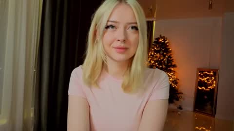 Snapshot of erlenbayer chatting on February 2026 07:35:01 PM Chanel online show from February 2026 07:35:01 PM