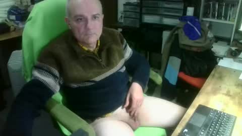 ernello online show from October 2025 06:19:02 PM