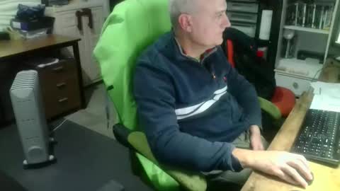 ernello online show from October 2025 12:50:02 PM