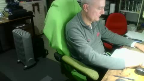 ernello online show from November 2025 10:04:02 AM