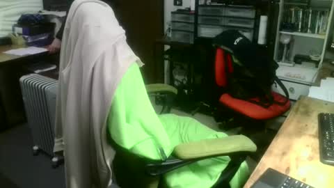 ernello online show from November 2025 10:53:02 PM