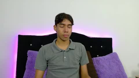 Snapshot of eros_lux1 chatting on June 2026 12:17:01 PM Eros Lux1 online show from June 2026 12:17:01 PM