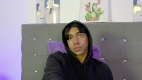 Snapshot of eros_lux1 chatting on July 2026 12:51:01 PM Eros Lux1 online show from July 2026 12:51:01 PM