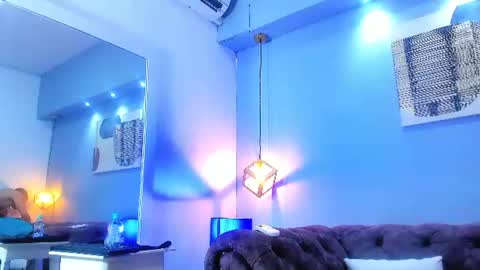 Snapshot of eross_santy chatting on June 2026 01:53:02 PM Eross online show from June 2026 01:53:02 PM