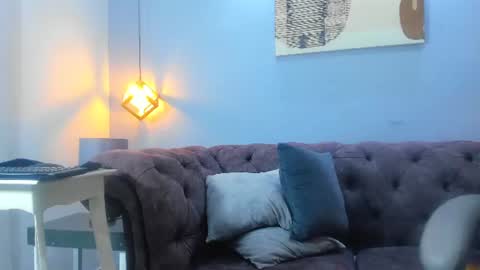 Snapshot of eross_santy chatting on July 2026 01:48:01 PM Eross online show from July 2026 01:48:01 PM