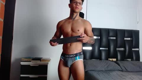 Eros online show from November 2025 05:12:02 PM