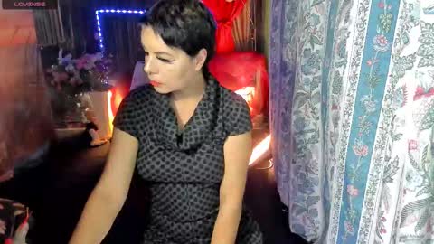 Snapshot of erotic_dessire chatting on September 2025 07:28:02 PM Eve online show from September 2025 07:28:02 PM